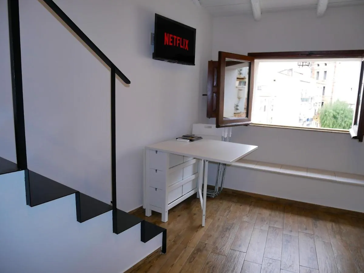 Ninetti Guest House - Apt Centro Storico Catania Apartment