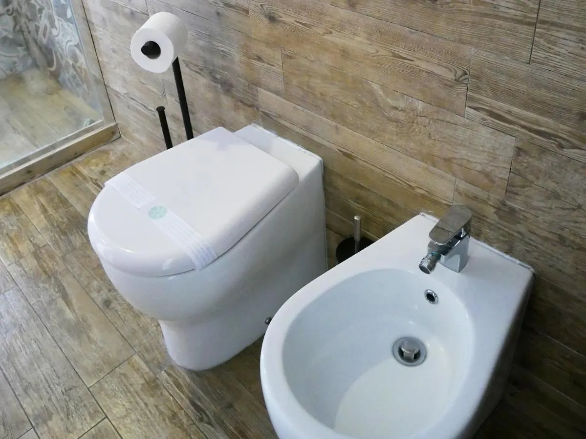 Apartment Ninetti Guest House - Apt Centro Storico Catania Italy