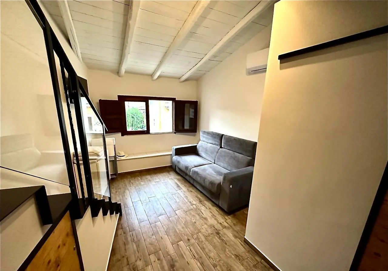 Ninetti Guest House - Apt Centro Storico Catania Italy
